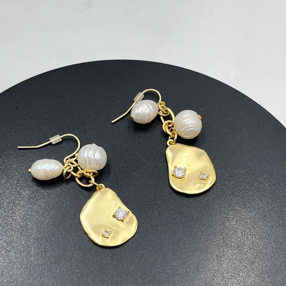 Sole Society Gold Tone Hammered Baroque Pearl Crystal Dangle Earring